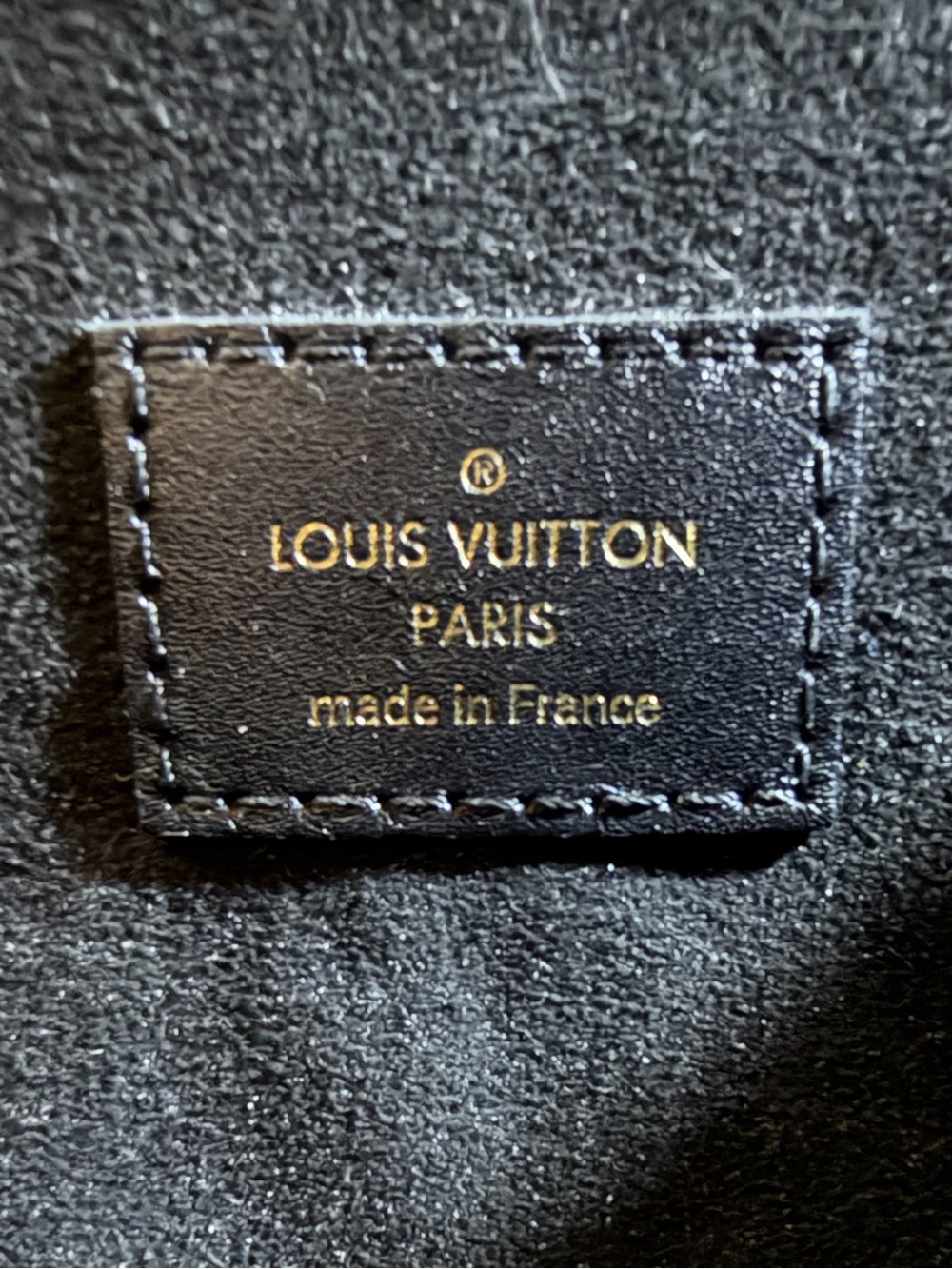 Louis Vuitton Reverse Pochette Metis - Picture 13 of 15
